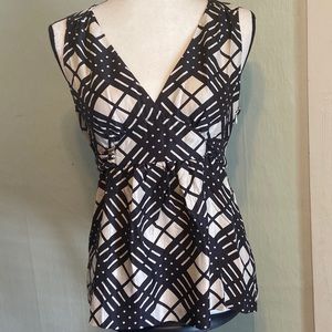 J.Crew 6 Creme/black Vneck Sleeveless Silk blouse